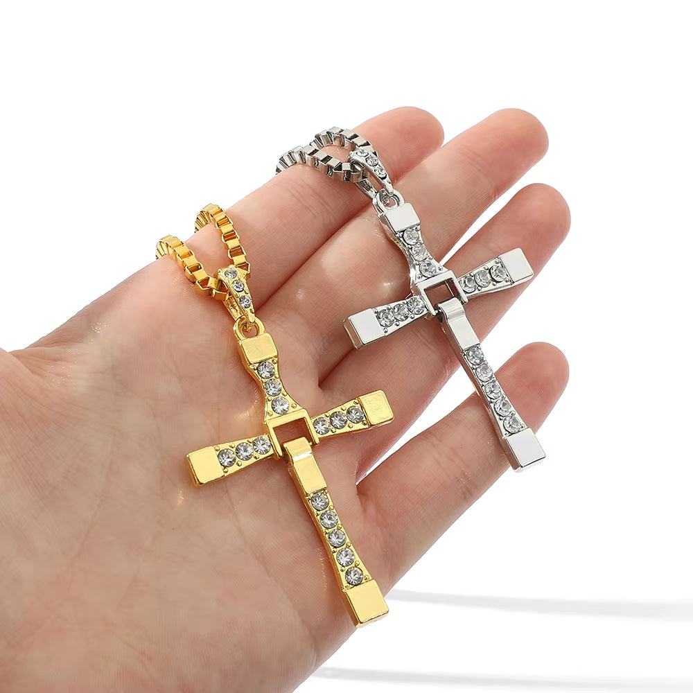 New Fast and Furious 10 Necklace Dominic Toretto Rhinestones Jesus Cross Pendant Necklace Collar Jewelry Decoration Accessories